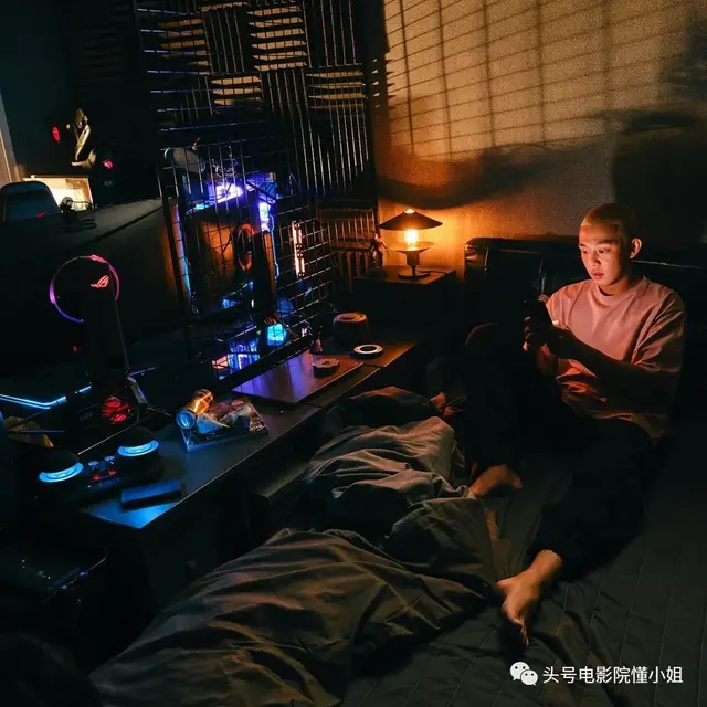 2部丧尸片，韩国抢先上映！《釜山行2》定档7月，不是第一部续集