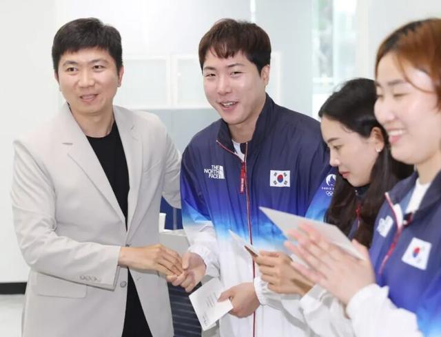 柳承敏当选韩国奥委会主席：低谷时曾想跳海，战胜王皓改变命运