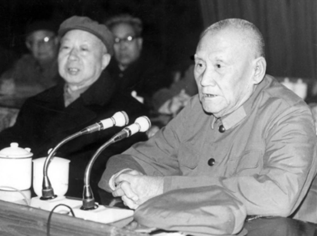 何长工7年没工作，1975年写信给毛主席反映，朱老总：我替你转交