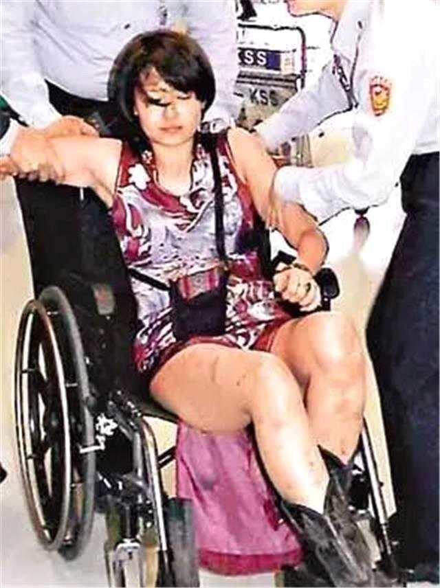 18年后，陈宝莲跳楼撇下的男婴，已经长成干爹“黄大少”的模样