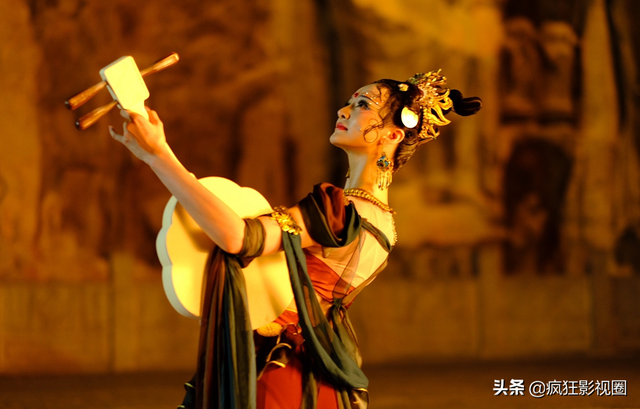 不追星、打脸资本，全网吹爆的“河南卫视”又来了