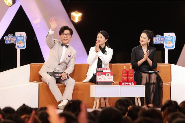 《非诚勿扰》“人气女嘉宾返场”本周开播：“智推女生”很强大！再现“爆灯”、“为你而来”经典场景