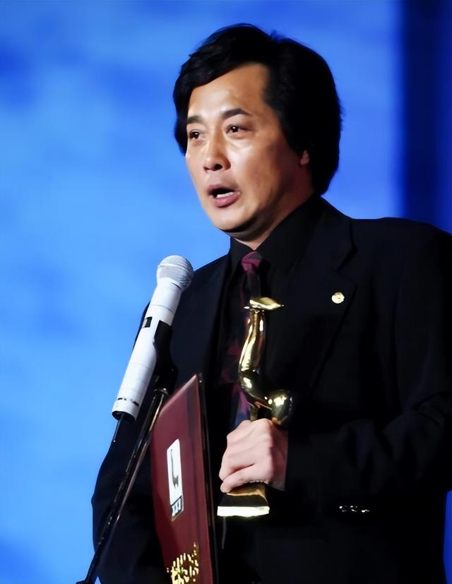 毛主席扮演者王霙去世，死因曝光，头部受到重伤，妻儿身份成谜