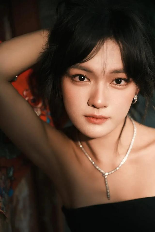 95后“四小花旦”：关晓彤、欧阳娜娜、张子枫、文淇