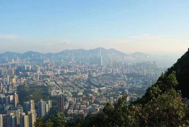50亿港元背后，港娱大变局与增长信心