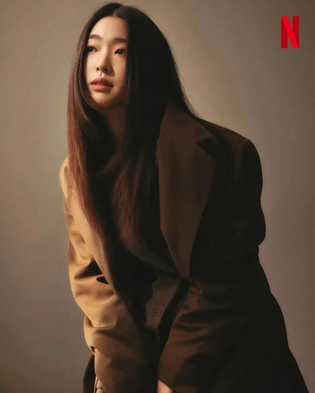 她是韩版渡边美波,与宋仲基演激情戏,是池昌旭的最新荧幕cp。