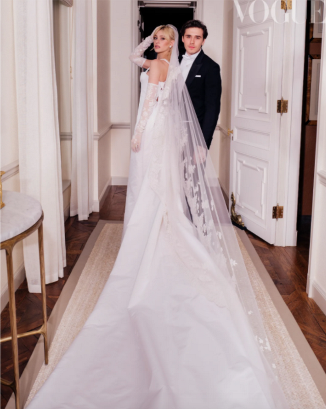 贝克汉姆的大儿子，是个合格的豪门赘婿，吃软饭能力堪称卓越！