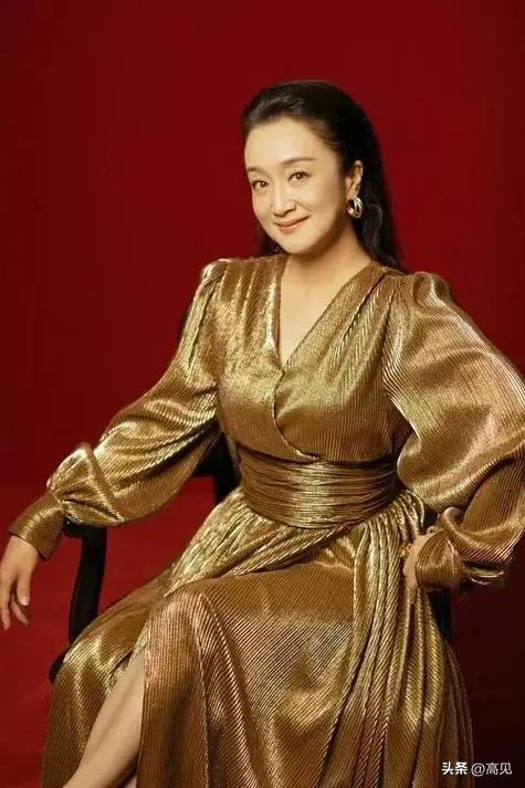 63岁无儿无女，因45000物业费被起诉，知名演员杨昆现状让人心酸