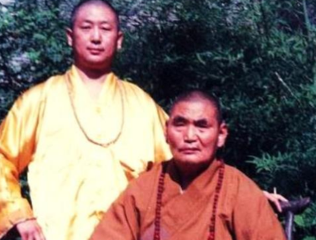 12岁出家为僧，63岁担任少林寺住持，武功盖世被称：少林拳王