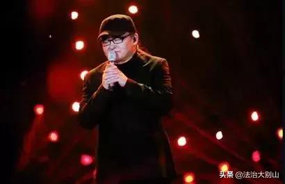 看哭了！武汉姑娘姚贝娜重“登”舞台，与刘欢对唱《甄嬛传》主题曲…