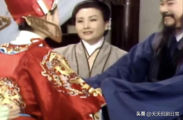 新白娘子传奇：李公甫只是一个穷捕快，为啥能供得起许仕林考状元