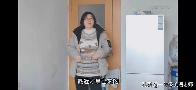 忧忧又回到了大连小姐姐的身边，实现了他对小姐姐的承诺