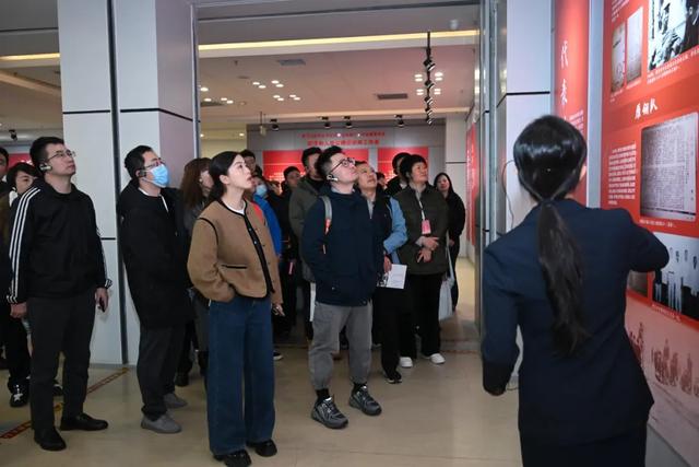 穆青精神，何以常青？