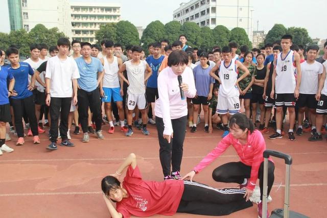 “亚洲女飞人”田玉梅回玉林啦！她去了这个地方