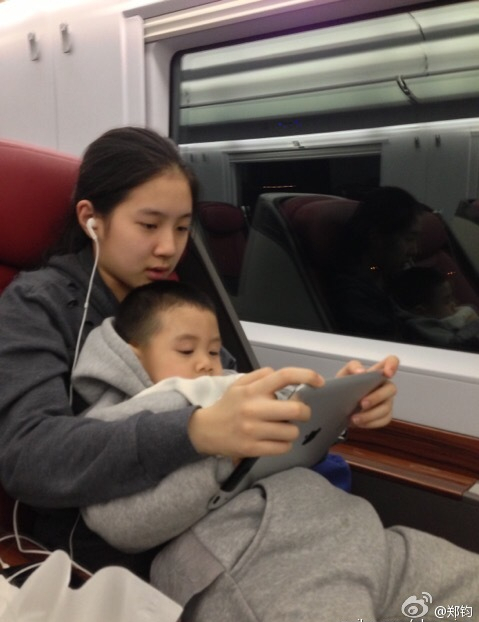 郑钧：摇滚浪子的回头，有人受伤，有人被爱