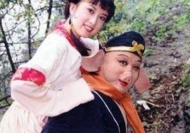 “猪八戒”马德华：现实中娶美女妻子，婚后恩爱54年零绯闻