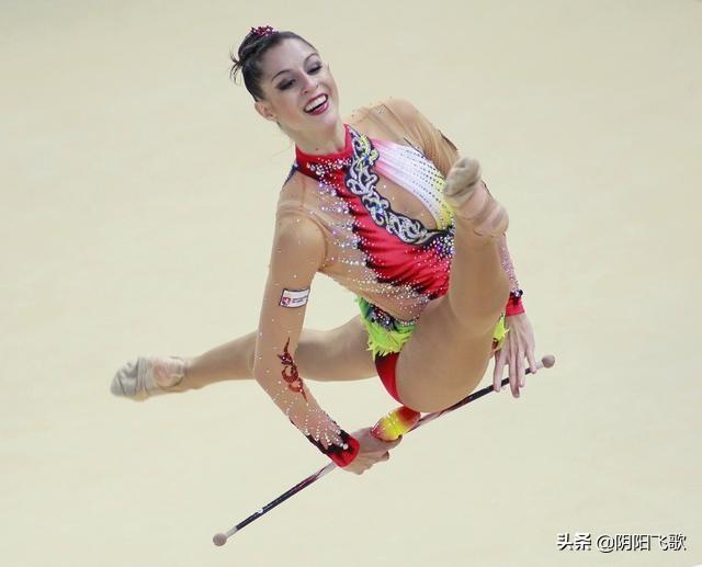 孙妍一个颜值非常高，长相甜美，体操能力非常突出的“体操精灵”