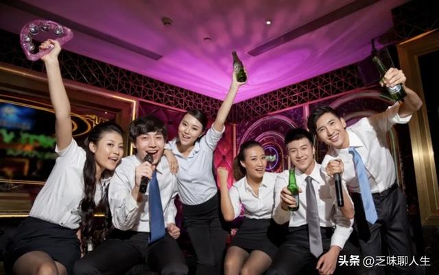 生病后才发现：同事，同学，朋友，都不过是你人生中的过客而已