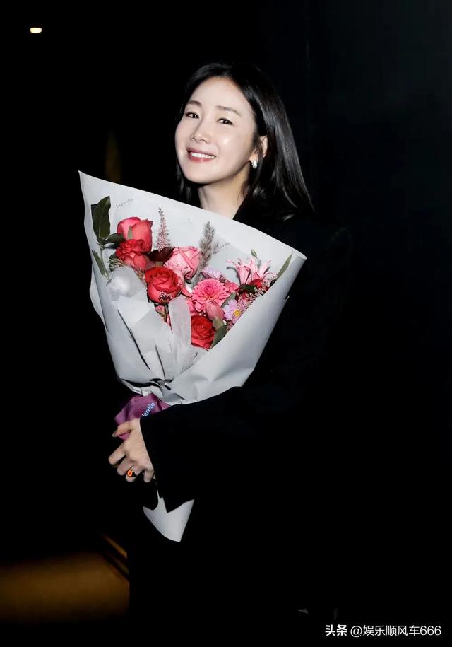 崔智友上《认识的哥哥》宣传新电影，YG官方公开宣传新照好美！