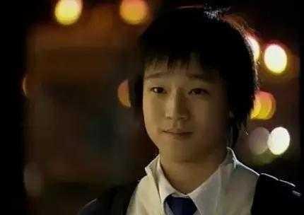 《十八岁的天空》19年，男主被雪藏，女主整容，大多数都不如意