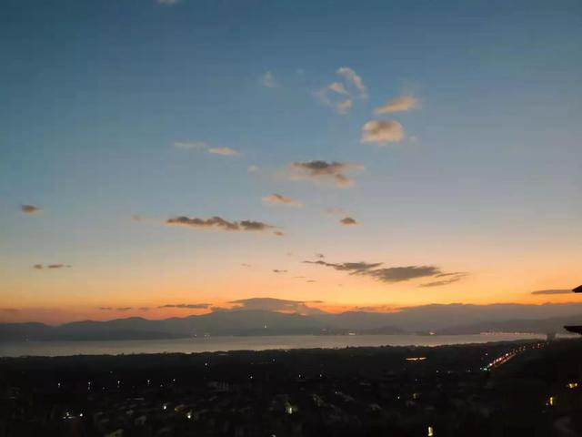 洱海不是海