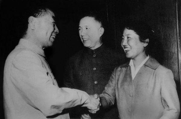 百年瑞芳㈡｜“红姐”张瑞芳