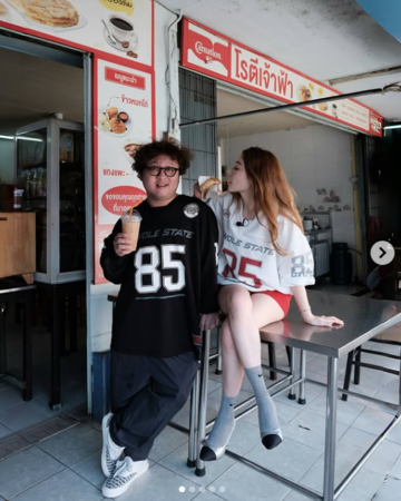 依依❤纳豆「激短裤拍婚纱」穿超辣！泰国解放铅笔腿被看光：还可以吗