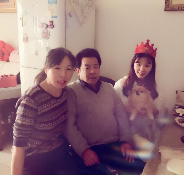 奥运冠军何可欣大婚上热搜！曾与父母住地下室，丈夫离过婚有孩子