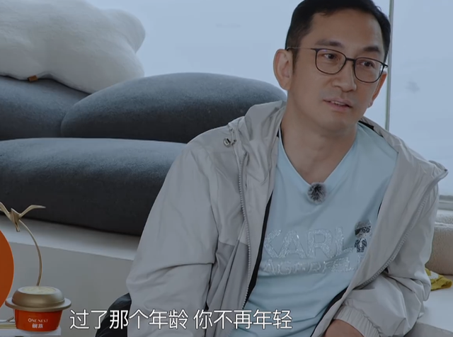 演员吴启华：香港回归给我最大的感受是，我终于是个真正的中国人