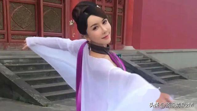 金瓶梅“龚玥菲”：身材堪称精品，凹凸有致，火辣爆棚！