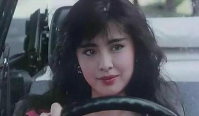 戴笠门下的军统站长，师从章太炎，孙女是全国男性的梦中情人