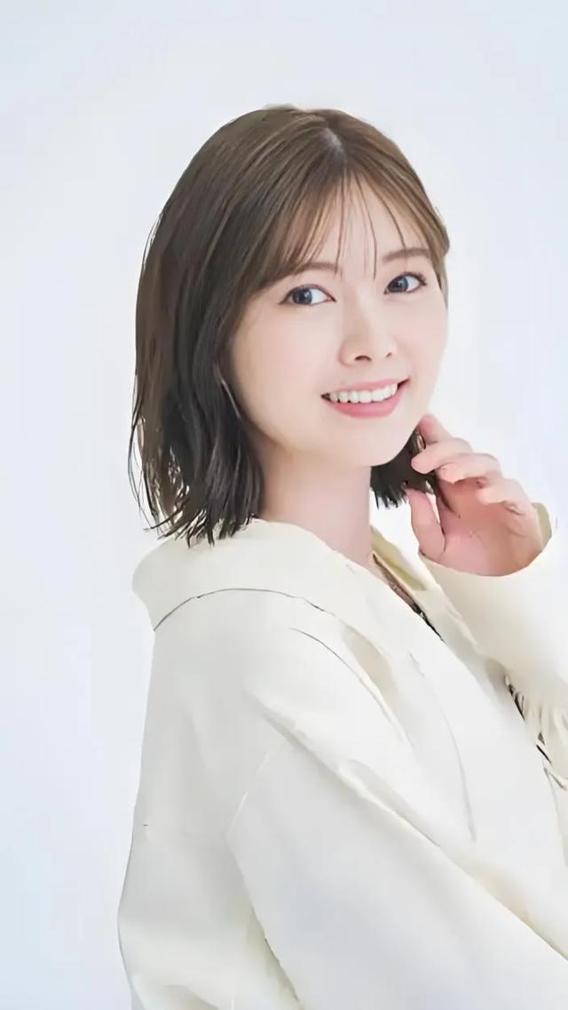 白石麻衣