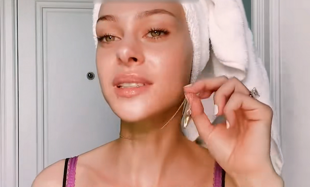 贝克汉姆的大儿子，是个合格的豪门赘婿，吃软饭能力堪称卓越！