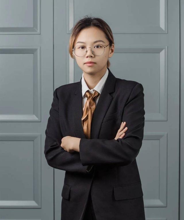 真脏！上海女律师自曝与上司开房性爱，尺度惊人，本人被扒出！