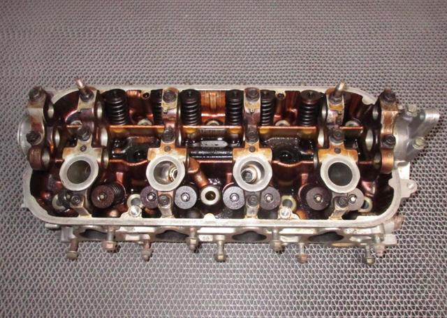 “拉缸、爆缸、顶缸”分别都是啥意思？修车师傅一次给你讲明白