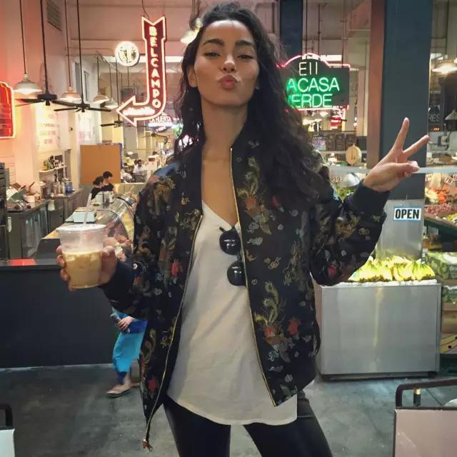 Adrianne Ho｜野玫瑰从不枯萎