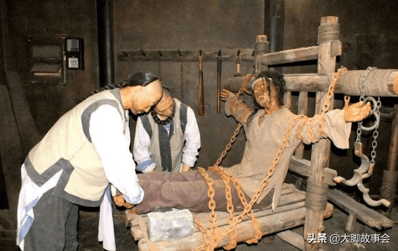 历史上奇葩的刑罚，对犯人不打不骂，却能让犯人笑着死去