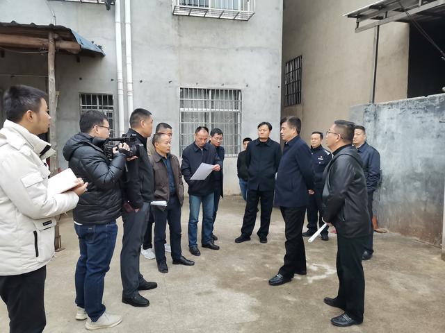 违建整治进行时｜王小中深入岳阳县指导违法建设集中整治工作