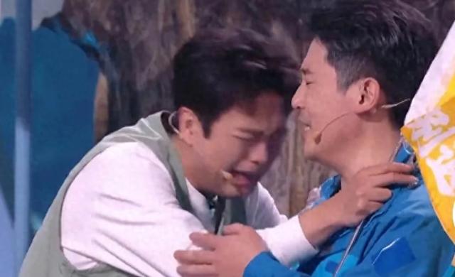 小品《登顶》:快乐制造机的欢乐盛宴