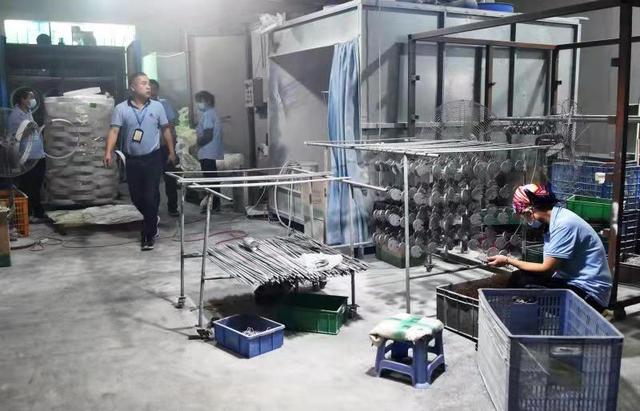 装暗管偷排生产污水！横栏一灯饰企业违法被立案调查