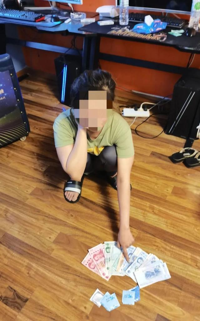 男子发现女友卖淫后继续保持关系还提供住宿求合伙，警方：全被抓
