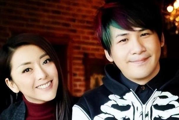 狗仔曝大张伟已有俩孩子!龙凤胎曝光活泼可爱,上北京私立幼儿园