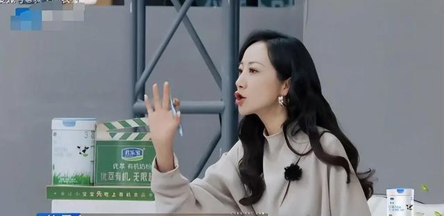 代表作是我爷爷，被评演技混子，傲慢的她是怎么跌下神坛的？