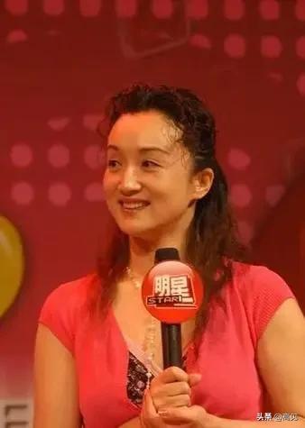 63岁无儿无女，因45000物业费被起诉，知名演员杨昆现状让人心酸