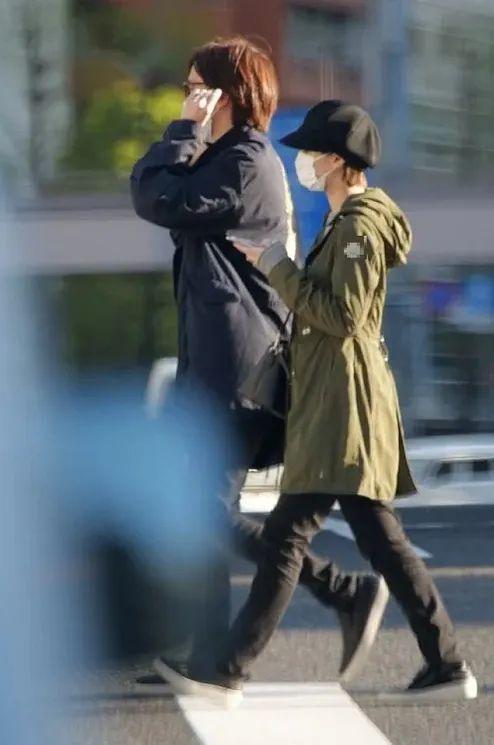 北川景子宣布怀上孩子，与老公被拍去寺庙祈祷