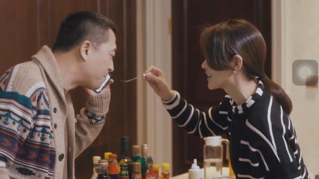 驼个背，抖个肩！张嘉译重新定义了什么叫萌大叔、什么叫真土豪