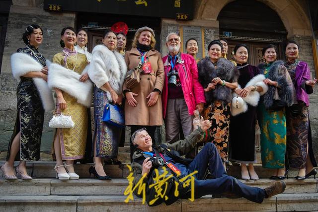 感受古街古韵！中外摄影家聚焦周村古商城