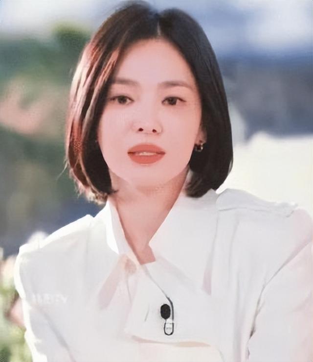 宋仲基二婚娶英国人，两年生两胎，如今的宋慧乔，证实了大家猜想