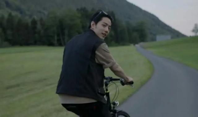 肖战家庭和谐相处实录：家庭温暖，亲情无言