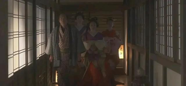 日本大尺度“三级片”【花宵道中】女主的颜值身材谁不迷糊！